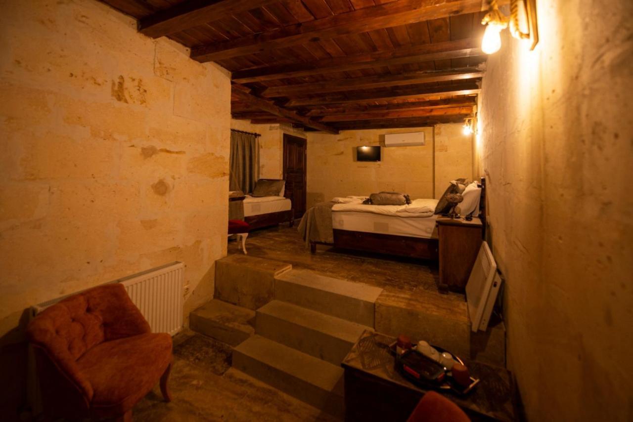 Glamada Cave Bed & Breakfast Юргюп Екстериор снимка