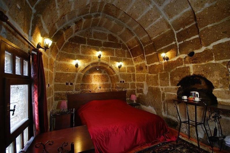 Glamada Cave Bed & Breakfast Юргюп Екстериор снимка