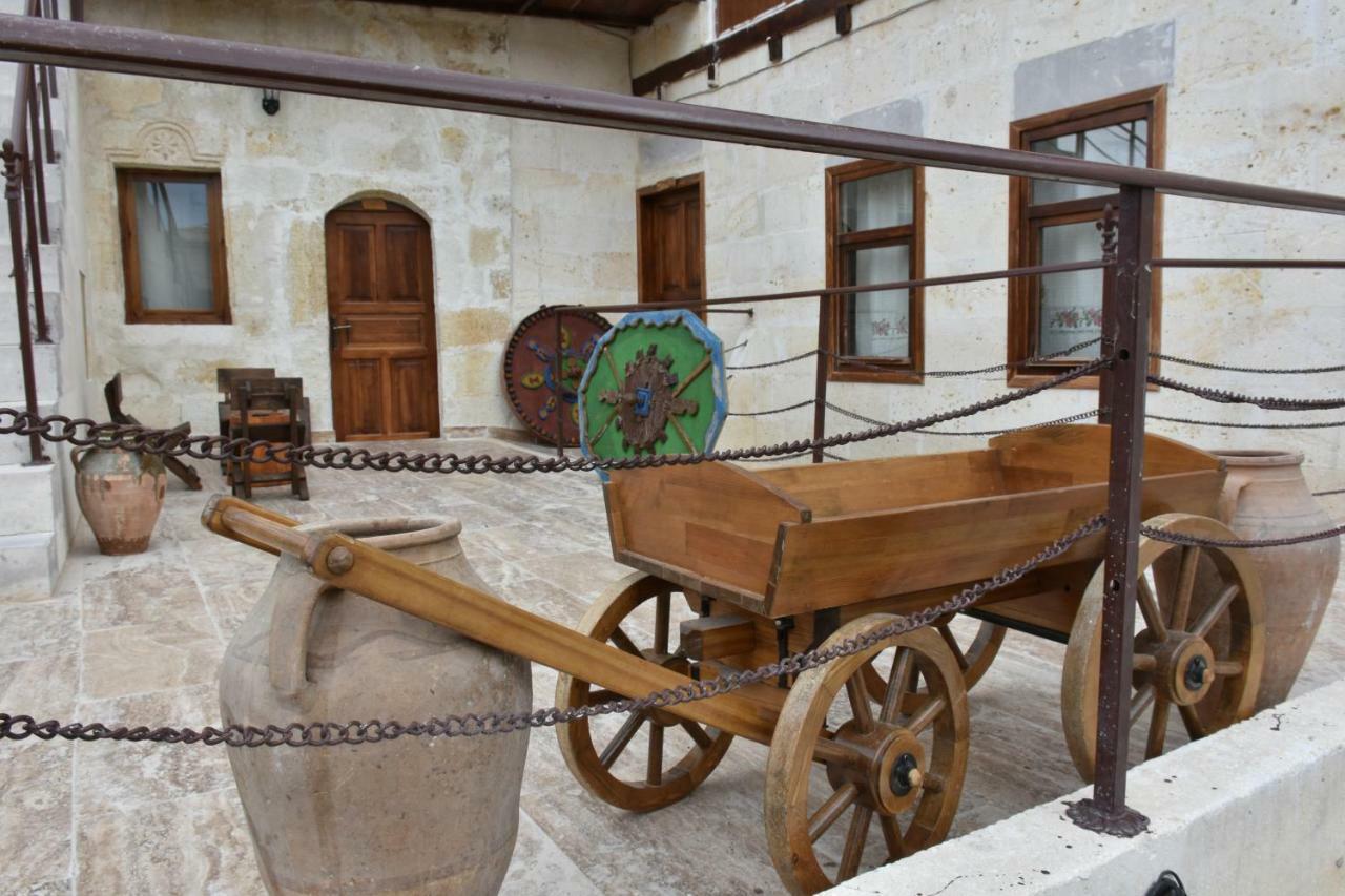 Glamada Cave Bed & Breakfast Юргюп Екстериор снимка