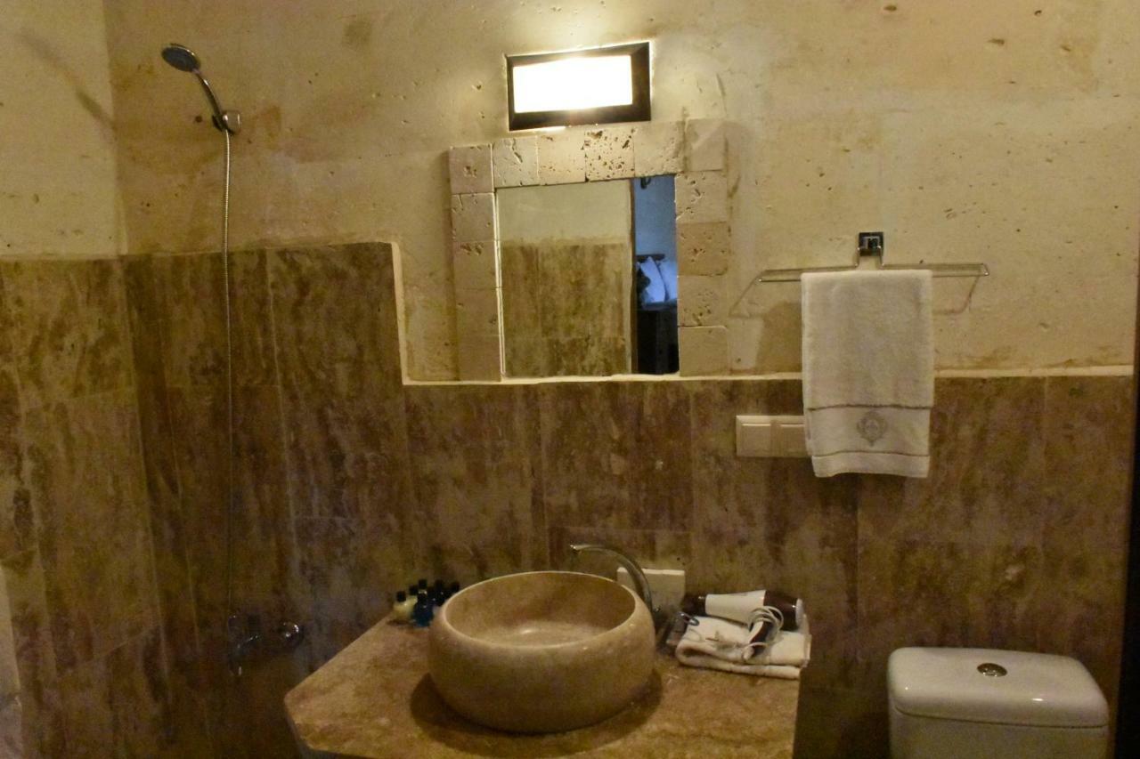 Glamada Cave Bed & Breakfast Юргюп Екстериор снимка